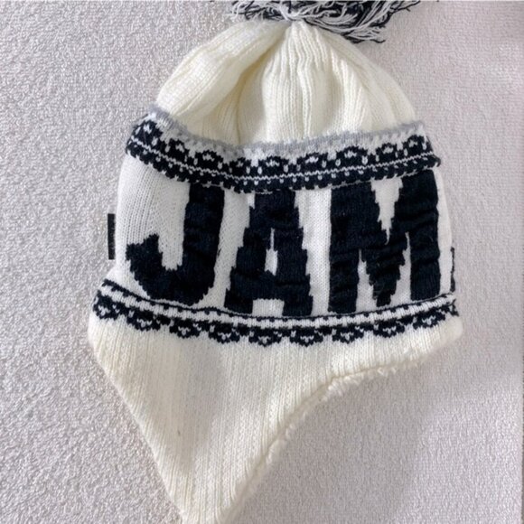 5/$25 Robin Ruth Jamaica White Black Knit Fleece Lined Hat W Ear Flaps & Pom Pom - Picture 7 of 15